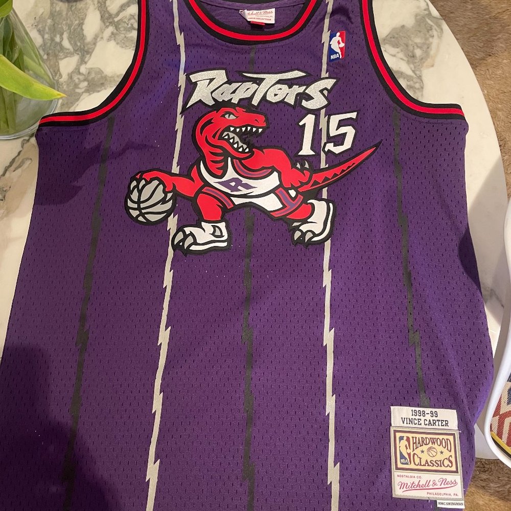 RAPTERS JERSEY #15, KIDS XL, LIKE NEW, MITCHELL AND NESS